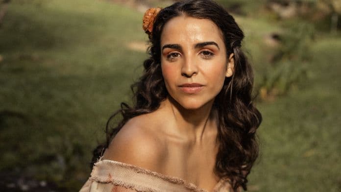 Conheça Natasha Llerena, atração do festival Fado em Cidades Históricas - Fado em Cidades Históricas