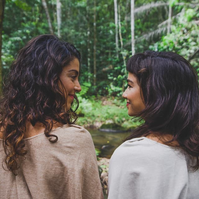 Clara & Flaira